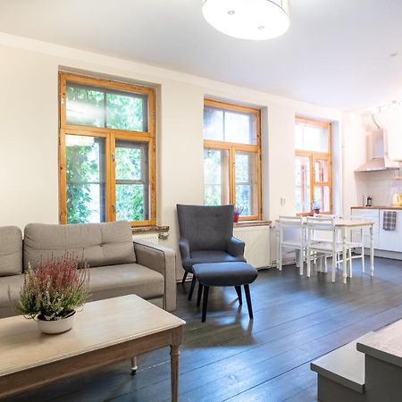 Dream Stay - Bright 2-Bedroom 2-Floor Old Town Apartment Tallinn Exteriör bild