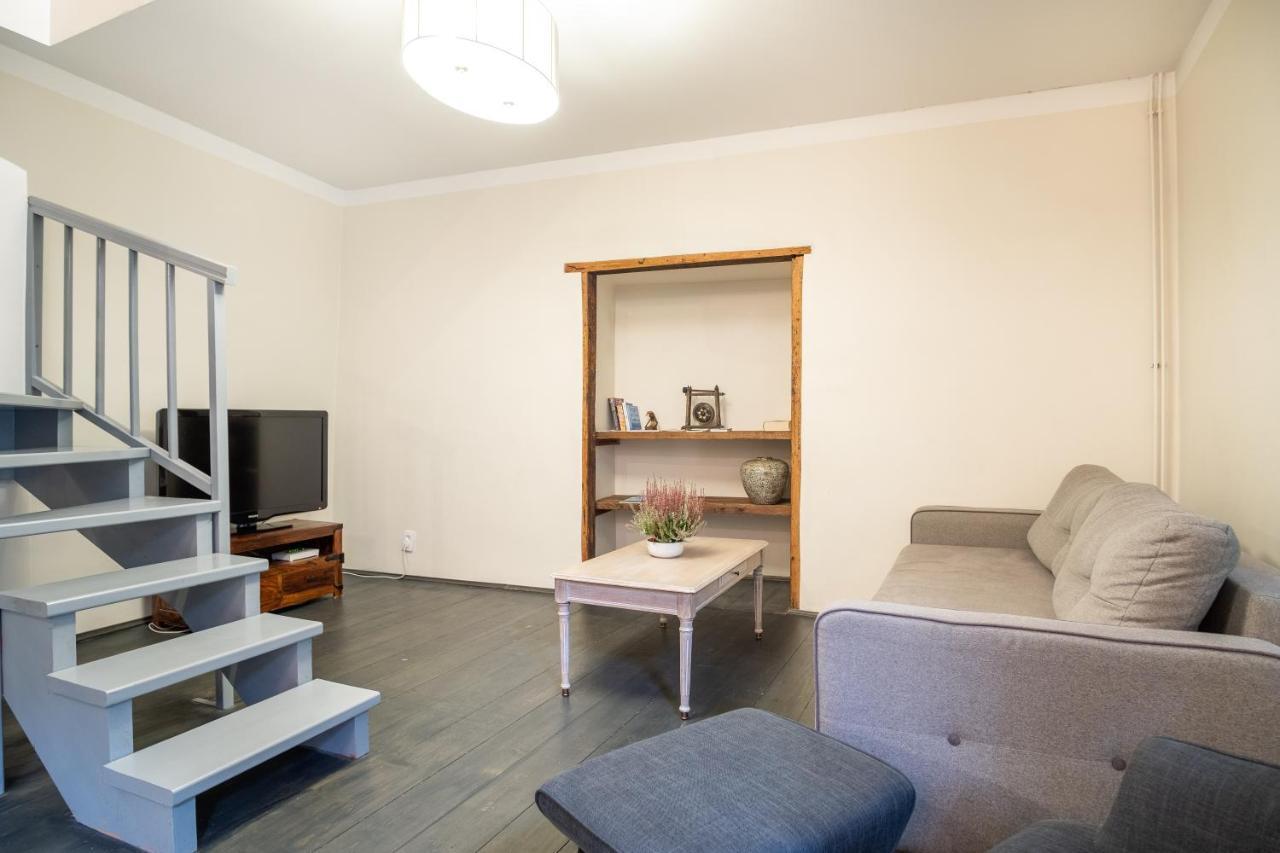 Dream Stay - Bright 2-Bedroom 2-Floor Old Town Apartment Tallinn Exteriör bild