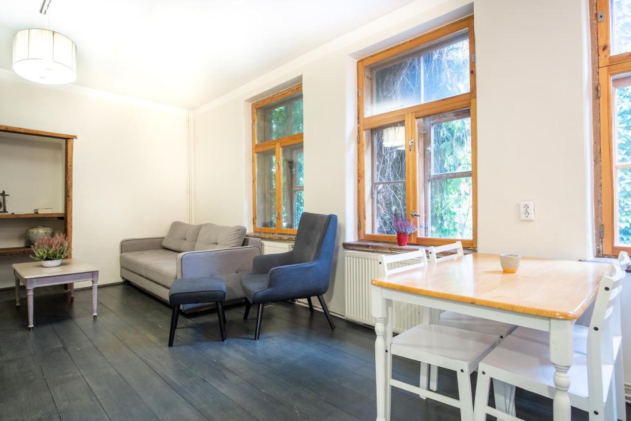 Dream Stay - Bright 2-Bedroom 2-Floor Old Town Apartment Tallinn Exteriör bild