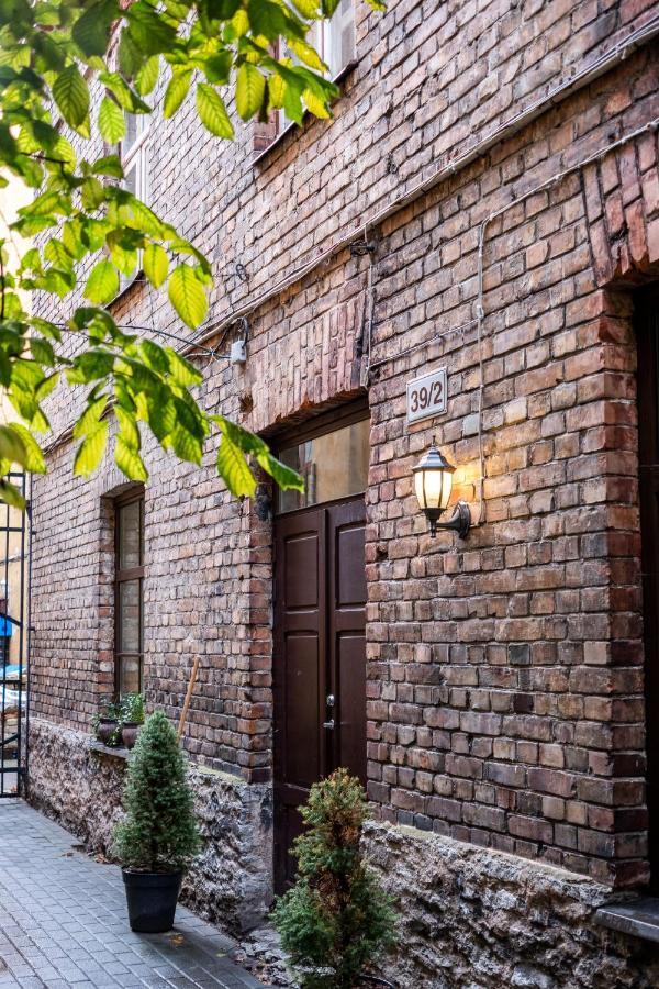 Dream Stay - Bright 2-Bedroom 2-Floor Old Town Apartment Tallinn Exteriör bild